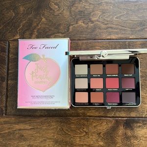 🍑 NIB Too Faced Just Peachy Mattes 12-Pan Eyeshadow Palette
